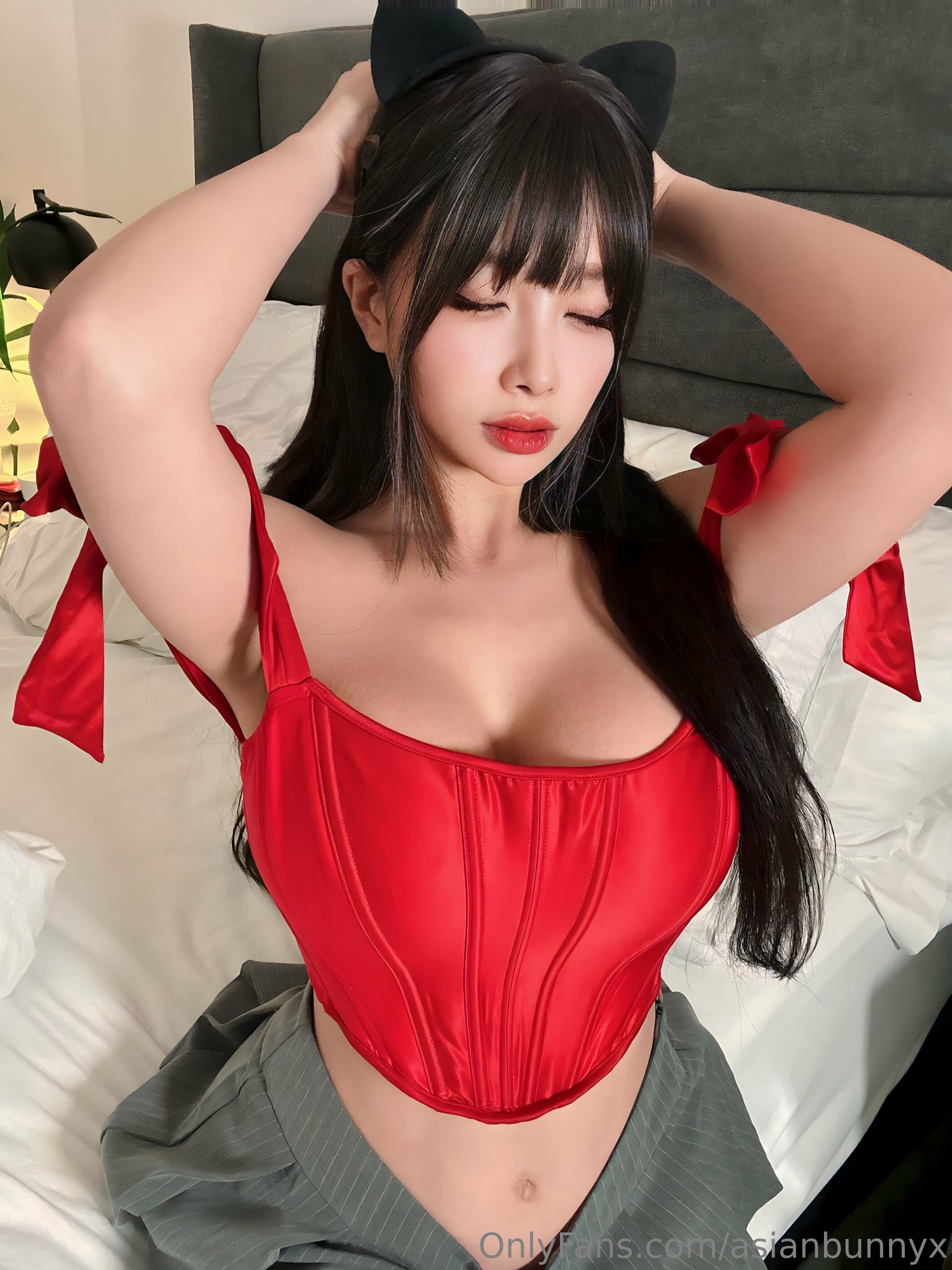 903762722