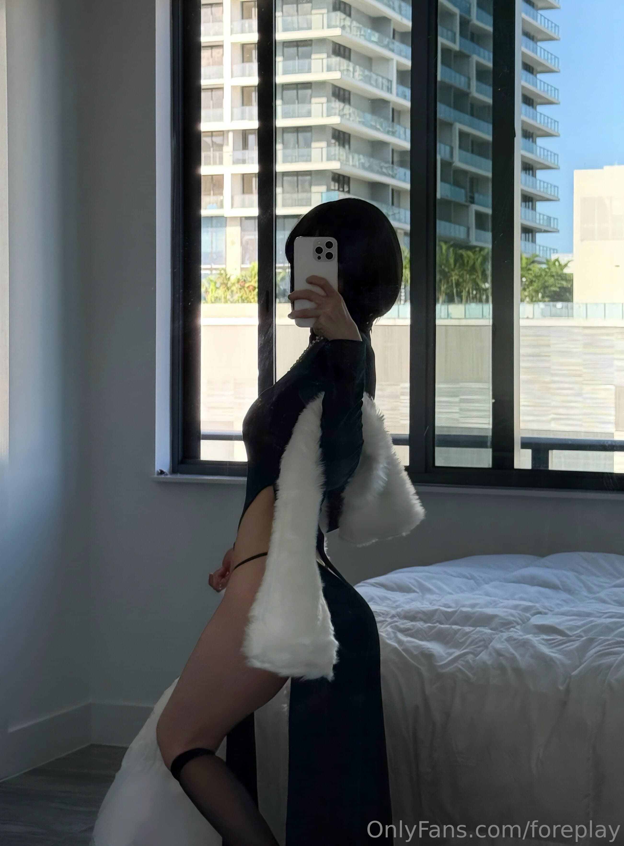 1287279937