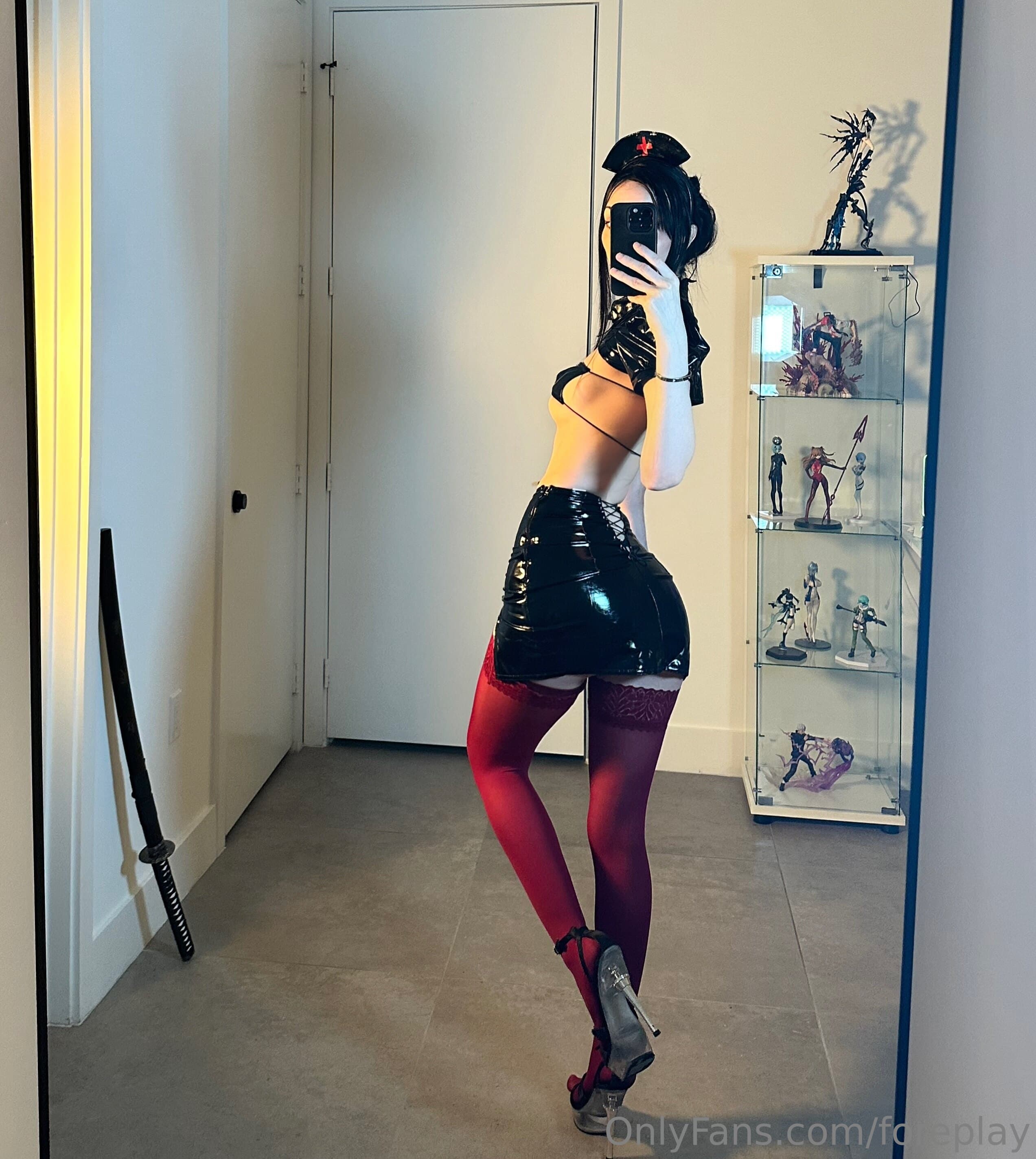 961838684