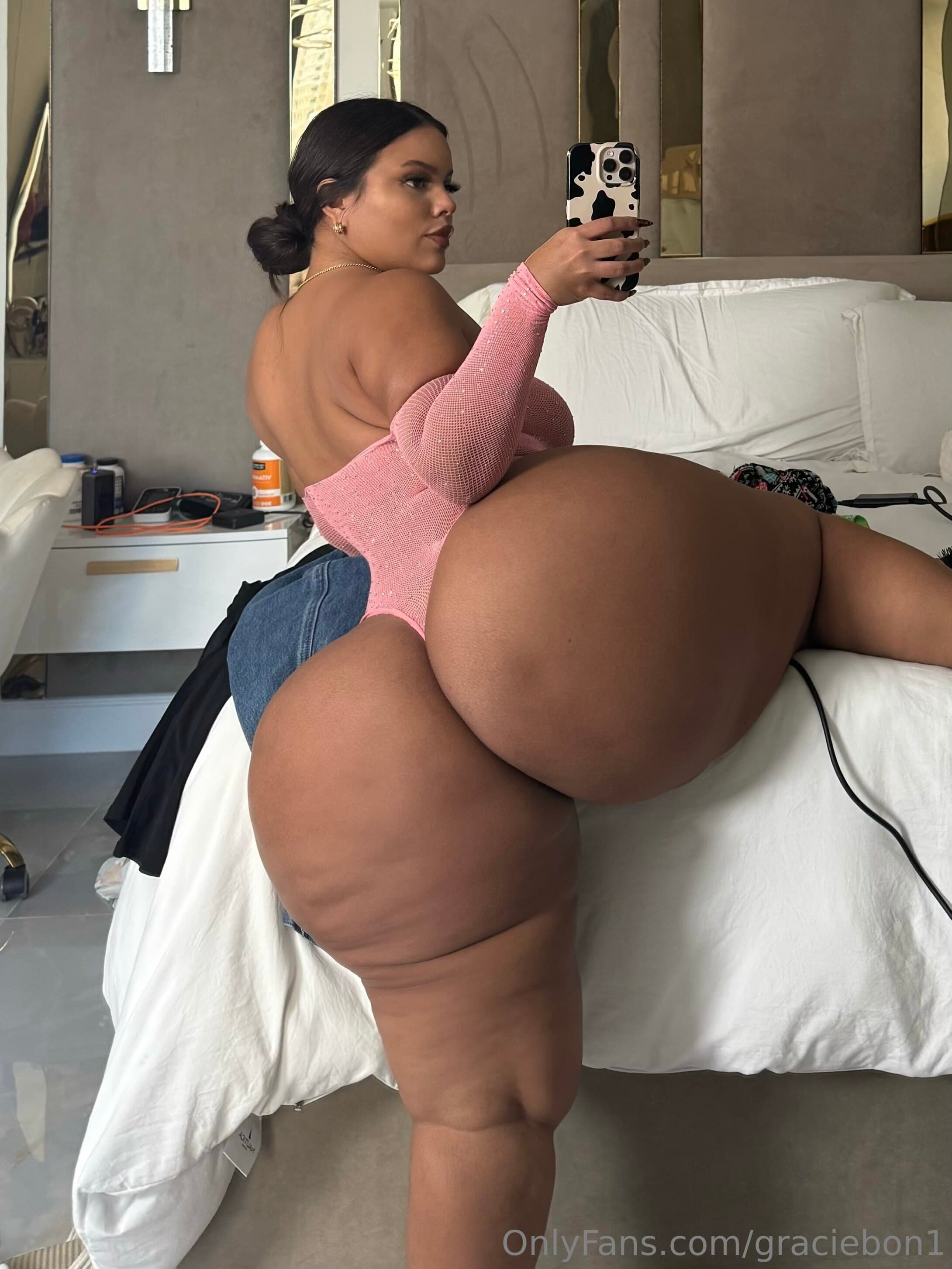 1428559284