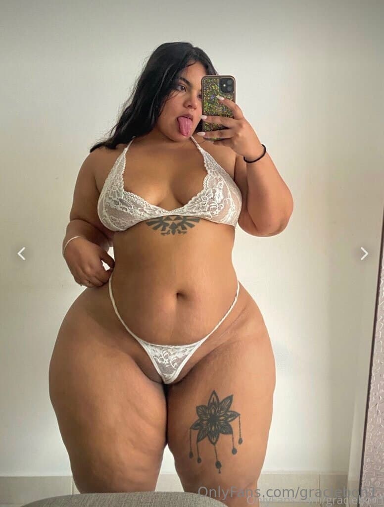 938867526