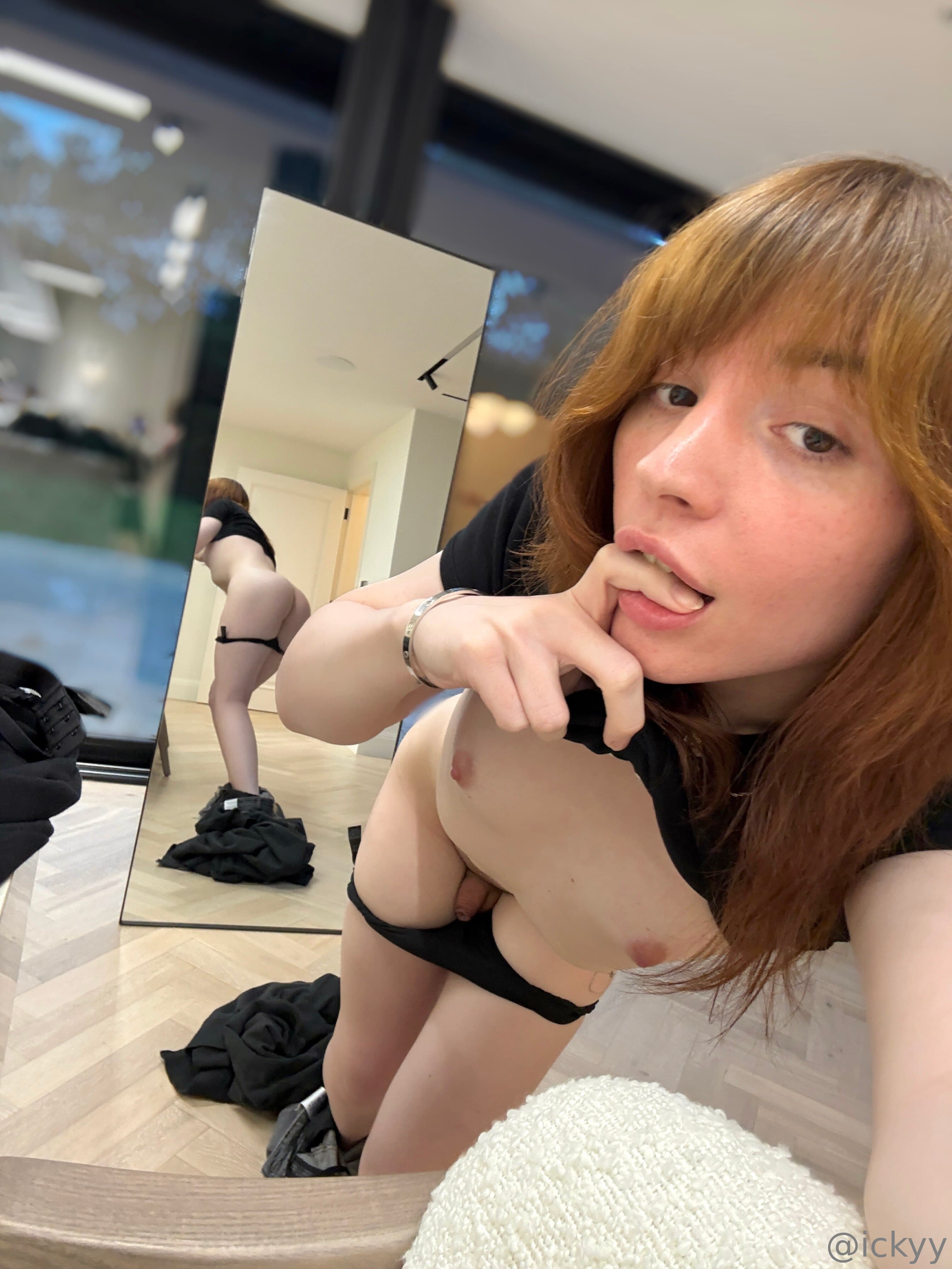 1301909586