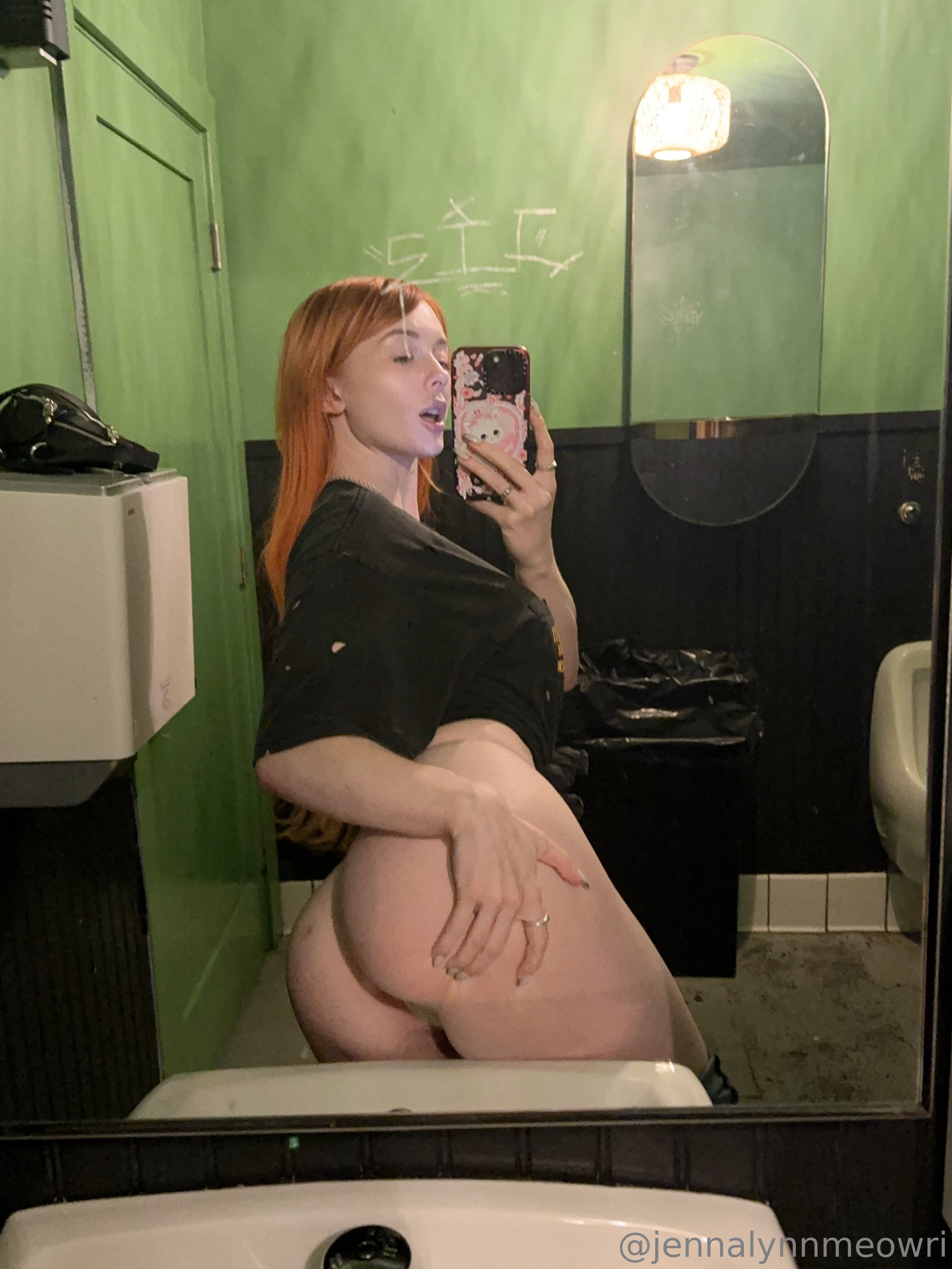 1380457860