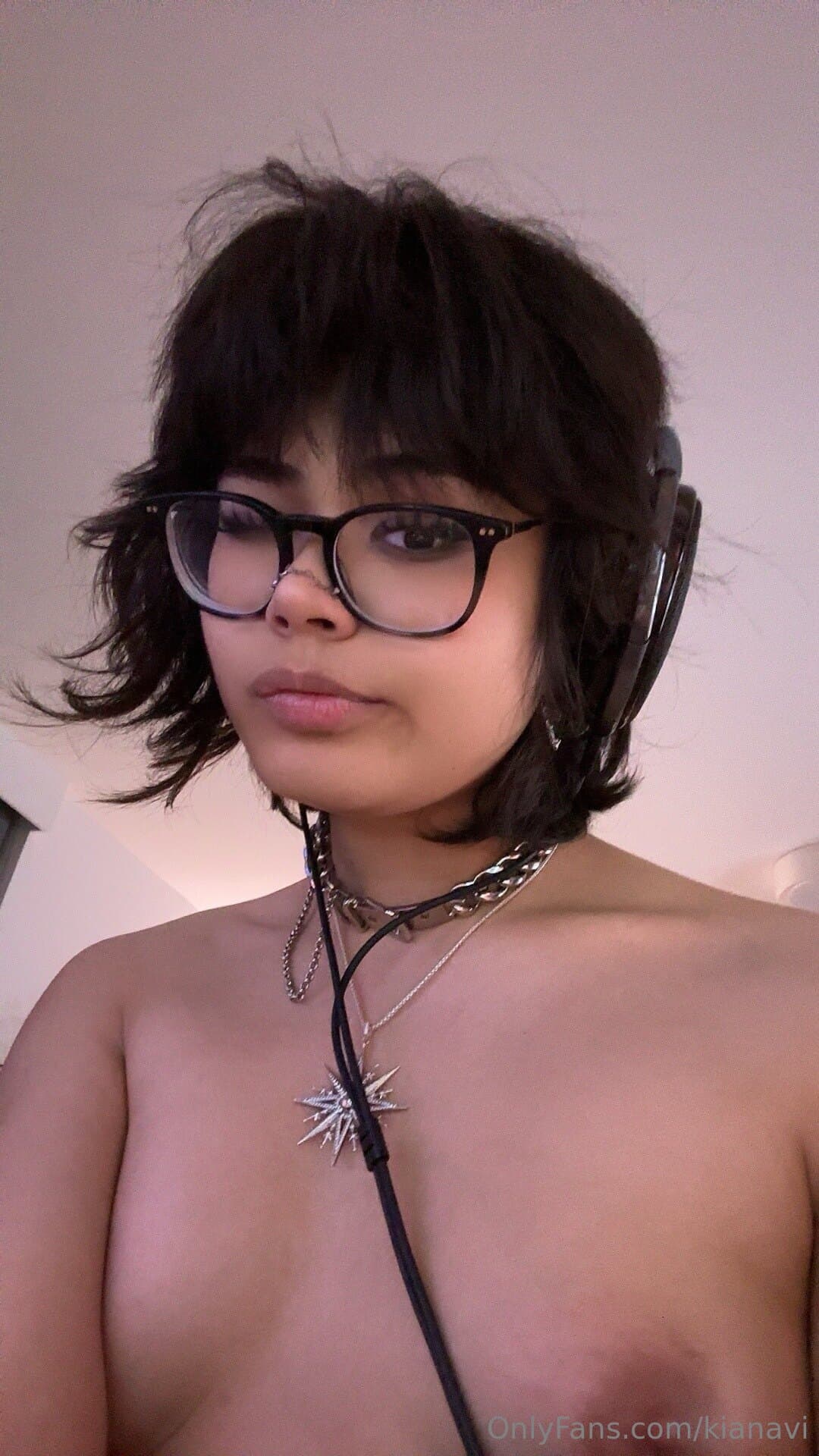 973136247