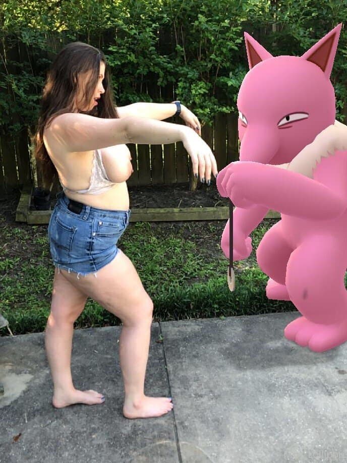 135854636