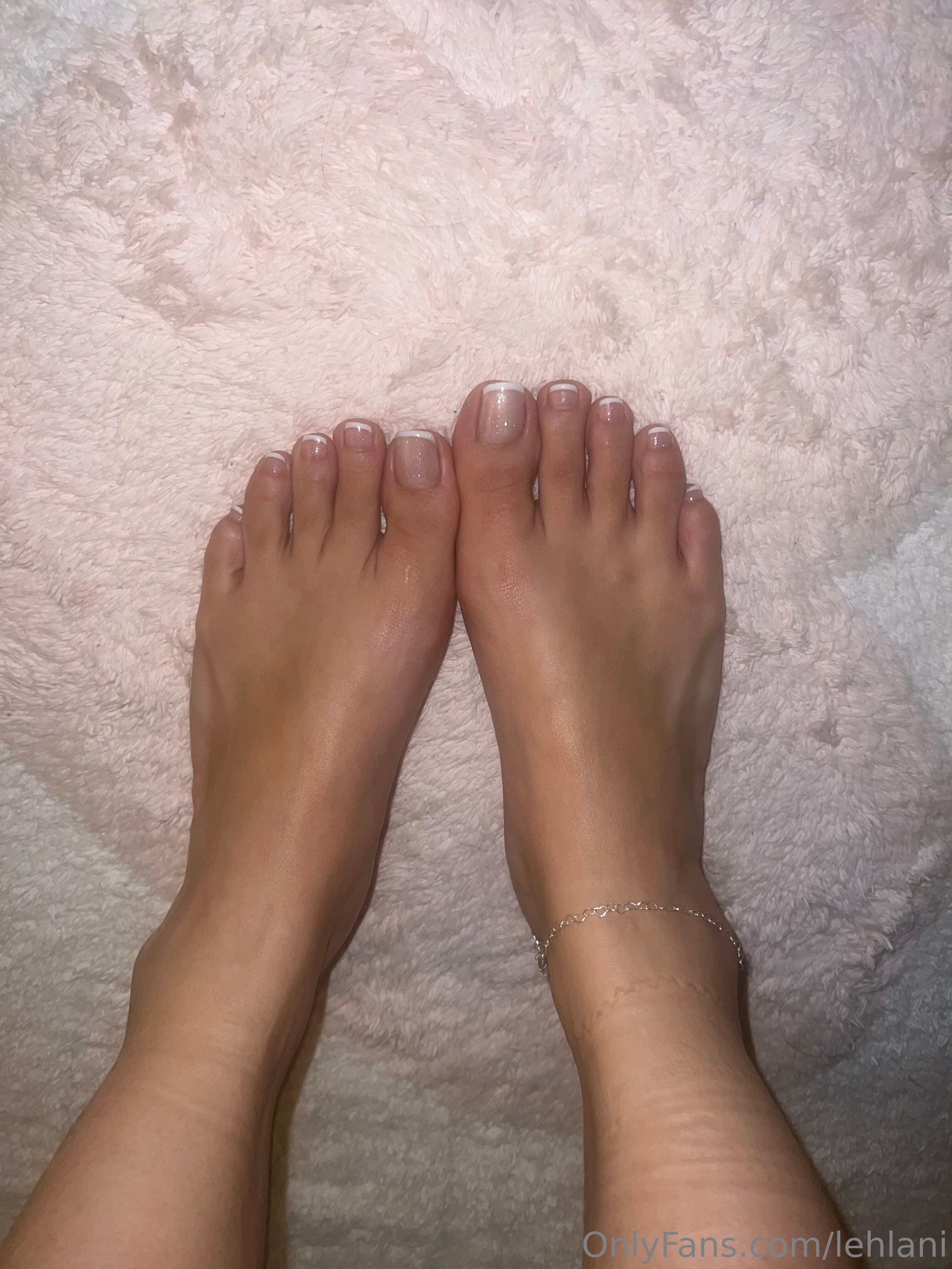 904455864