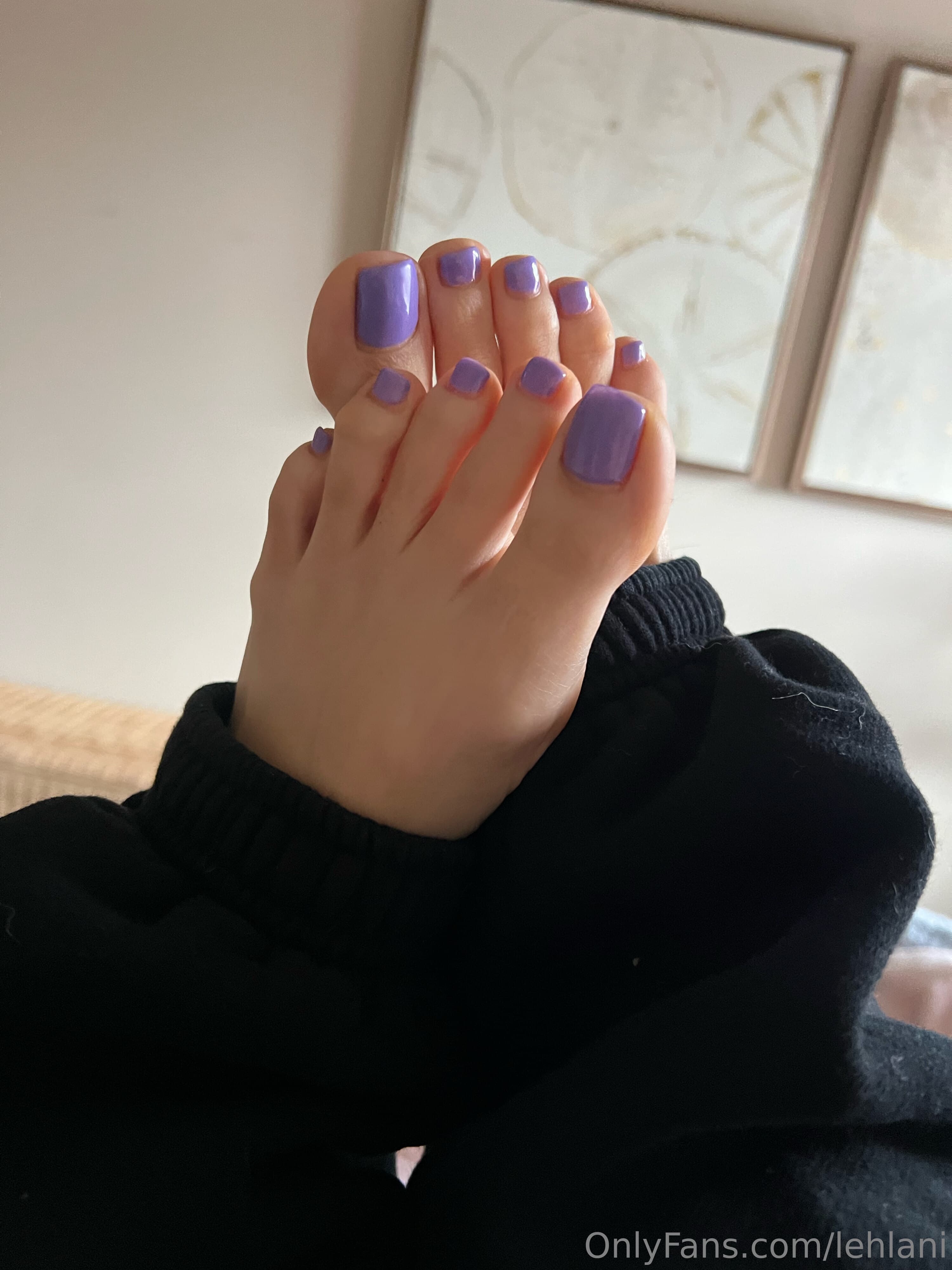 972758973