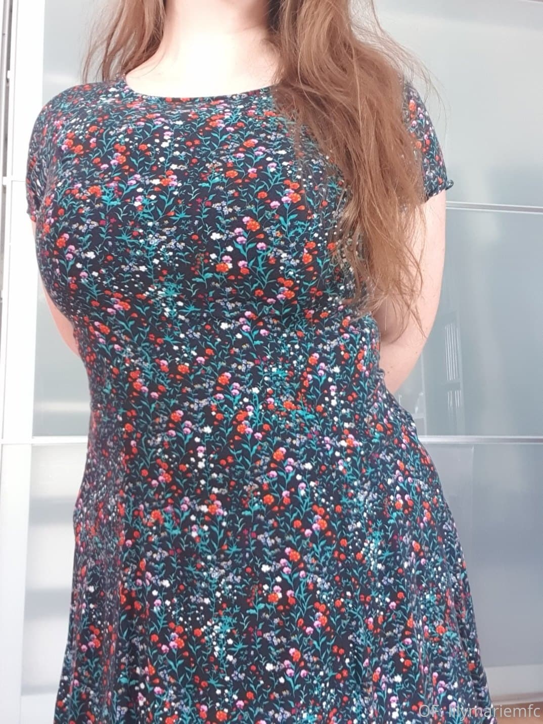 215593028