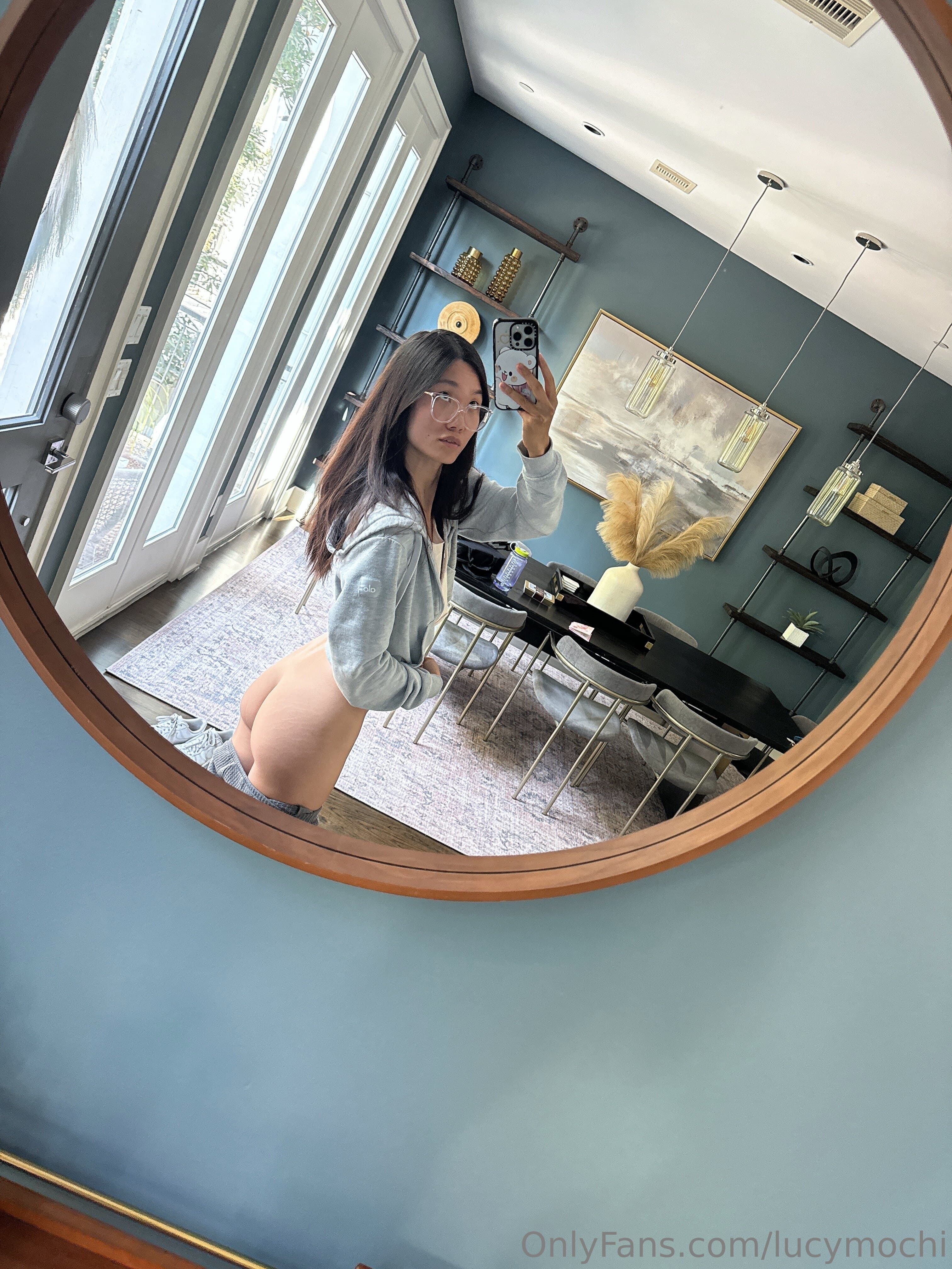 1302245648