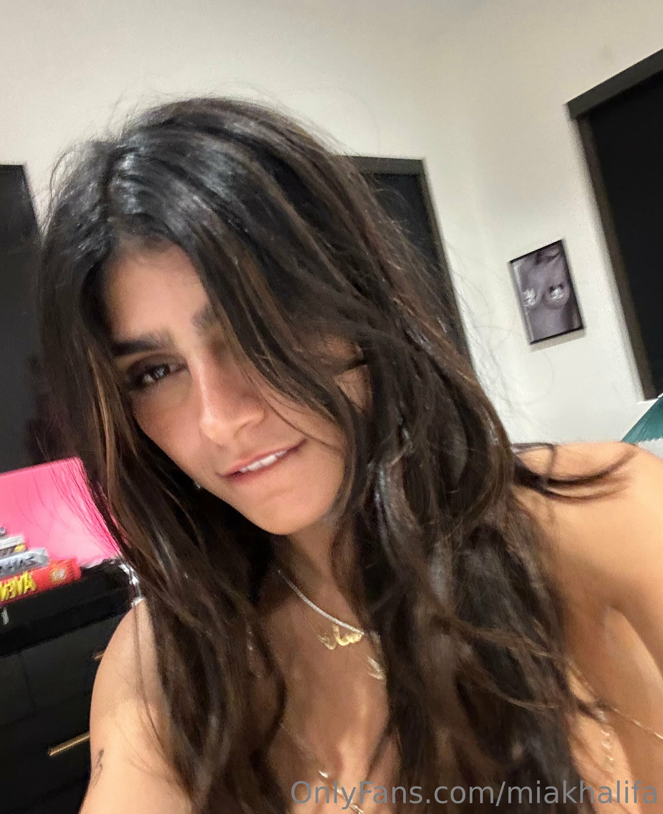 718909763