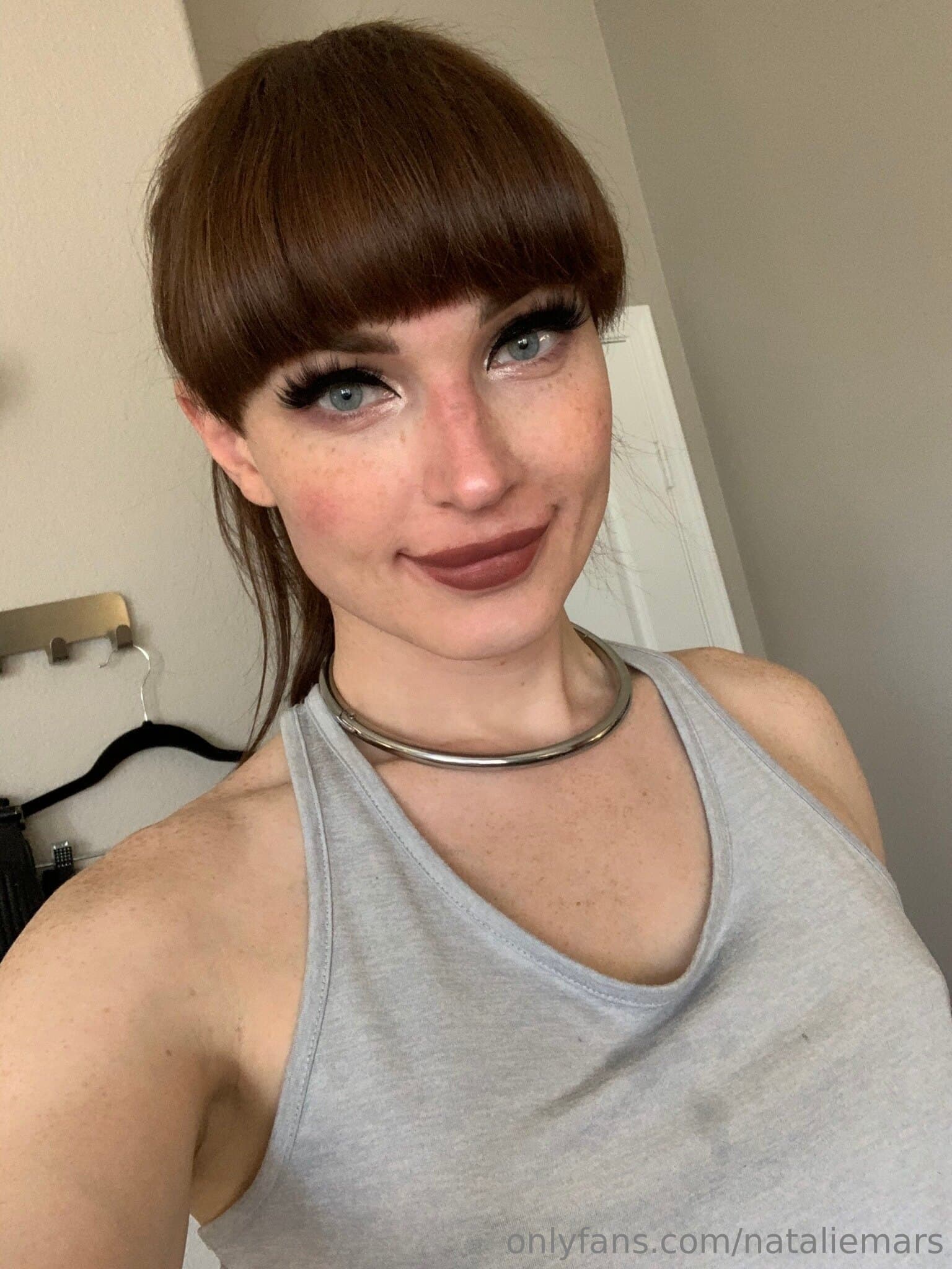 1829627813