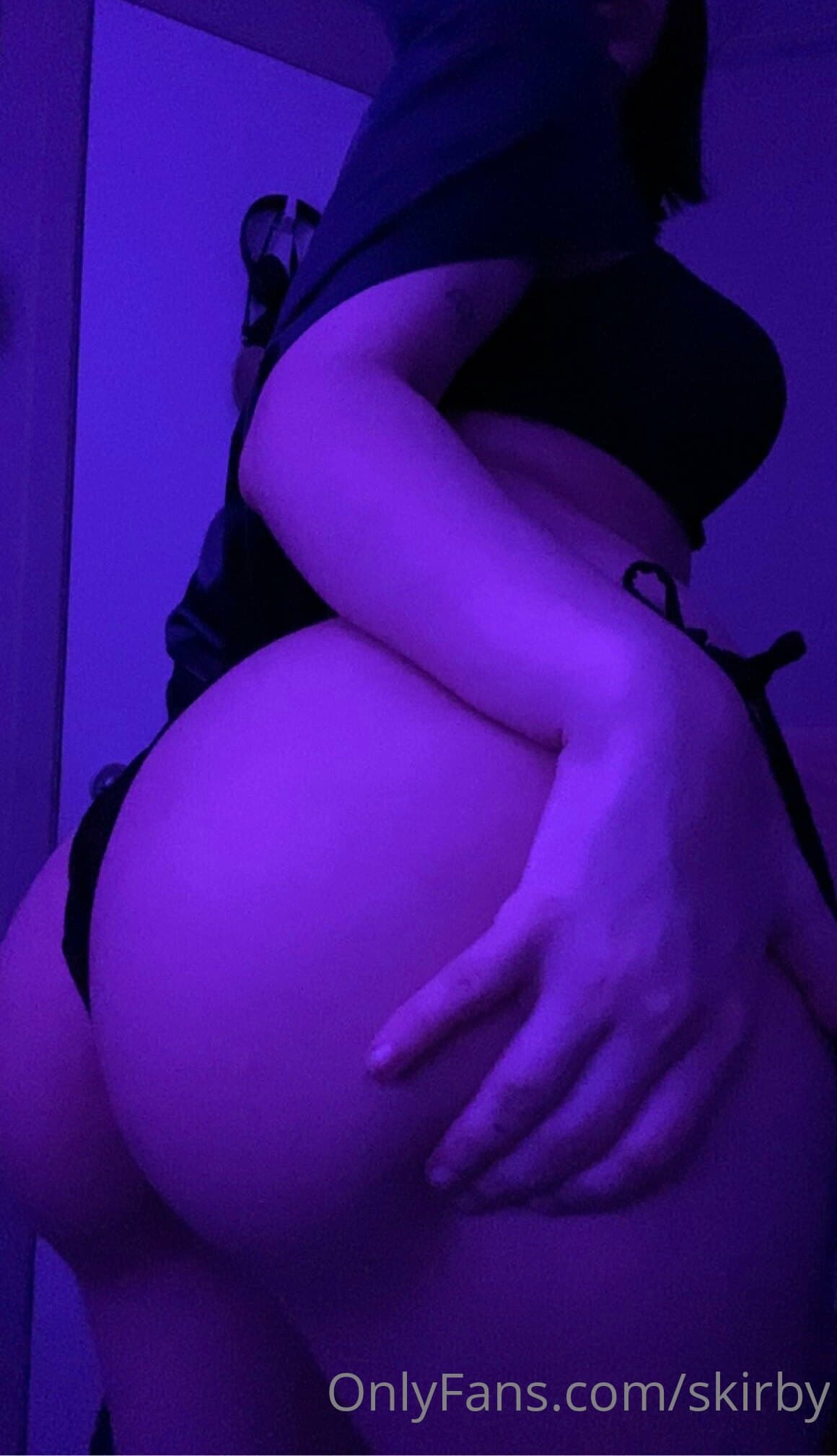 373879024