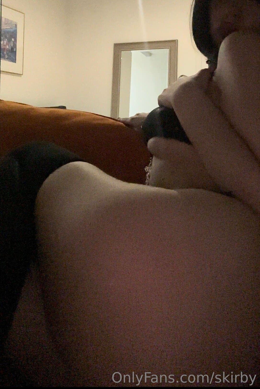 586438711