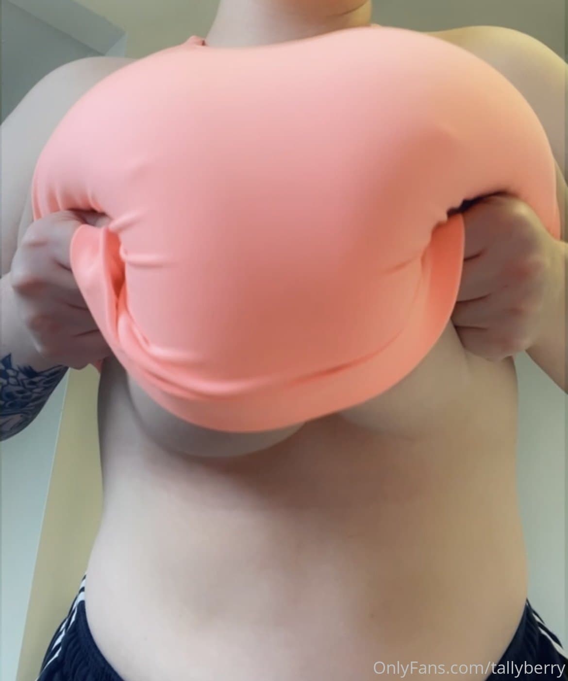 171593425